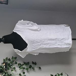 Made in Italy linen flutter sleeve top